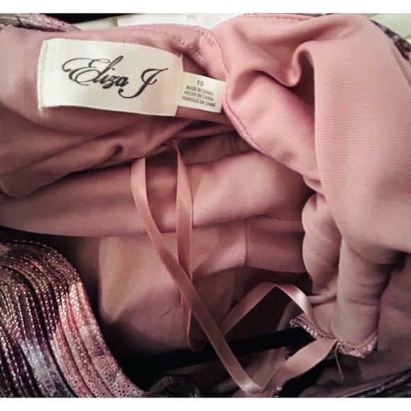 Eliza J Pink and Black Floral Maxi Dress - Picture 5 of 11